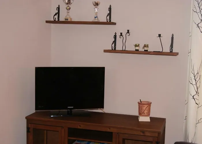 Hermanas Montolio Apartman Valbona